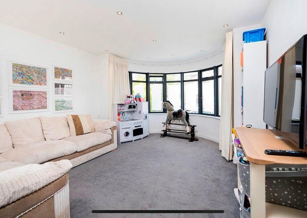 Birkbeck Road, Mill Hill